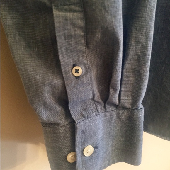 Men’s Izod Shirt - Picture 4 of 6